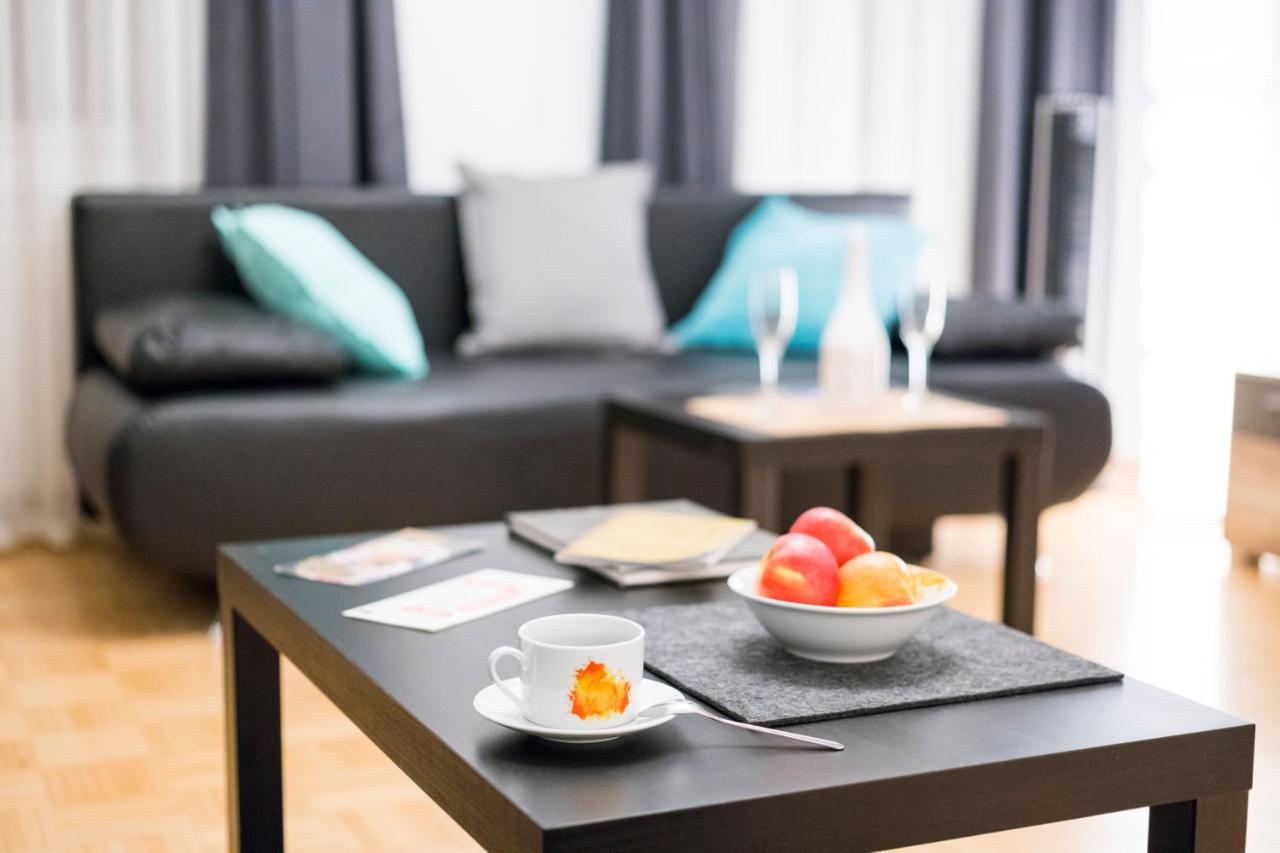 Stephansdom Premium Apartments Wina Bagian luar foto