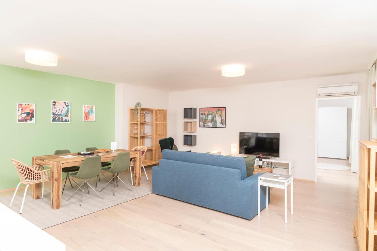 Stephansdom Premium Apartments Wina Bagian luar foto