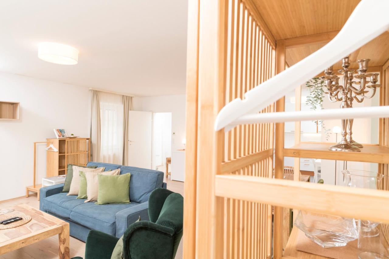 Stephansdom Premium Apartments Wina Bagian luar foto